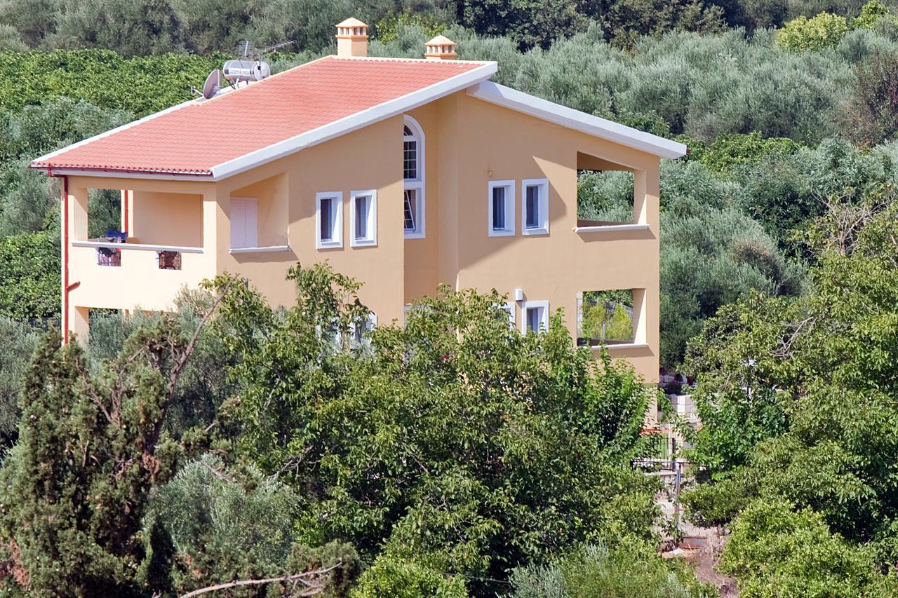 Villa Clio Armenoi  Room photo